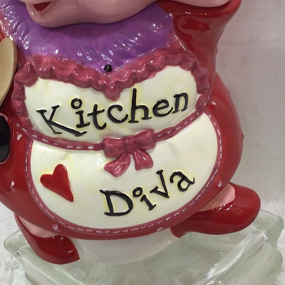 Kitchen Diva Miss Piglet cookie jar - Picture 3 of 11